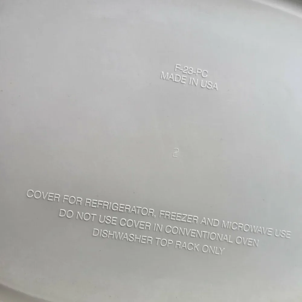 Corning Ware 23oz F-23-PC French White Oval Casserole Stoneware 23oz/679mL W Lid